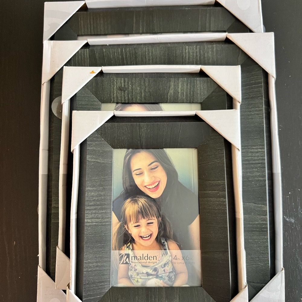 Malden Black Photo Frame Set
